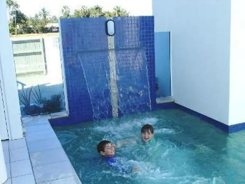 Koola Beach Apartments Bargara Aparthotel